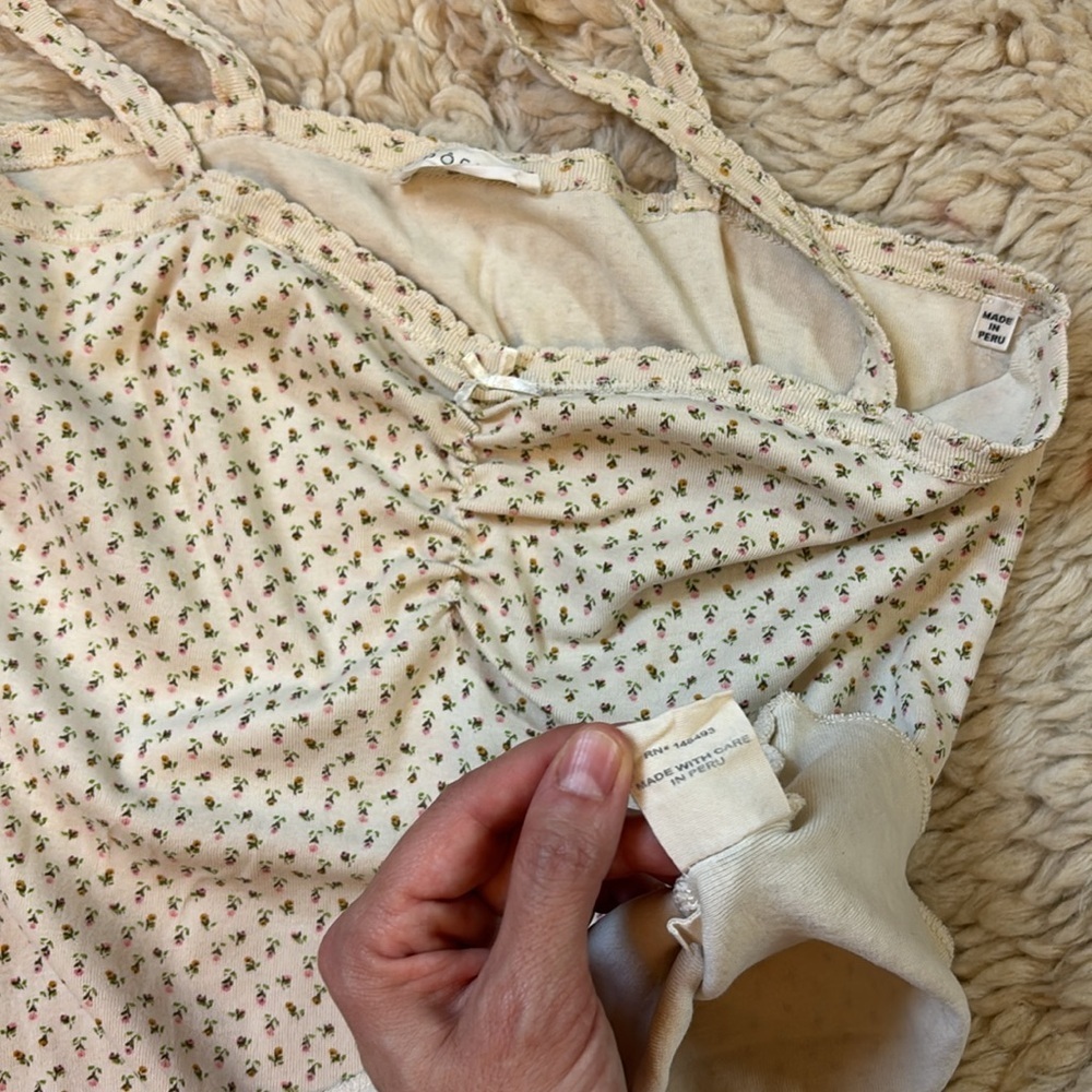 Doen Floral Cami - Picture 16 of 17